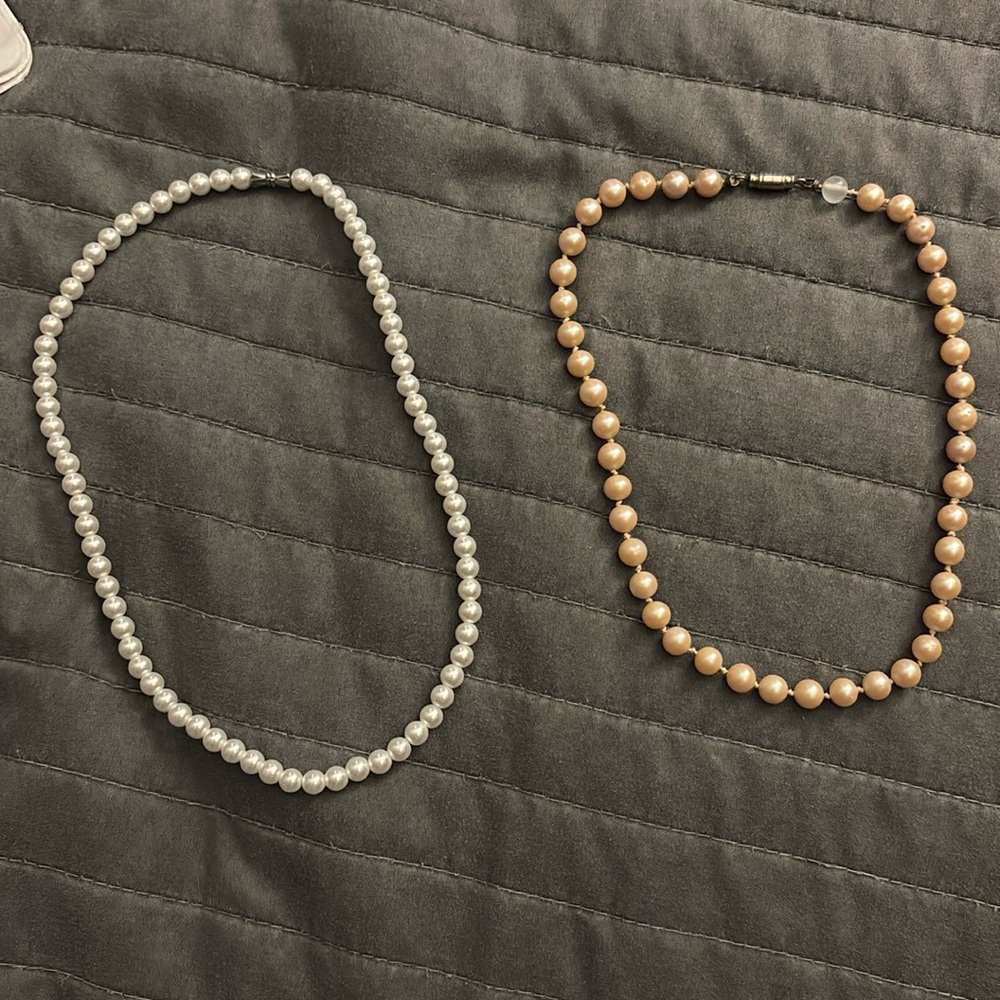 Pearl Necklace Pair